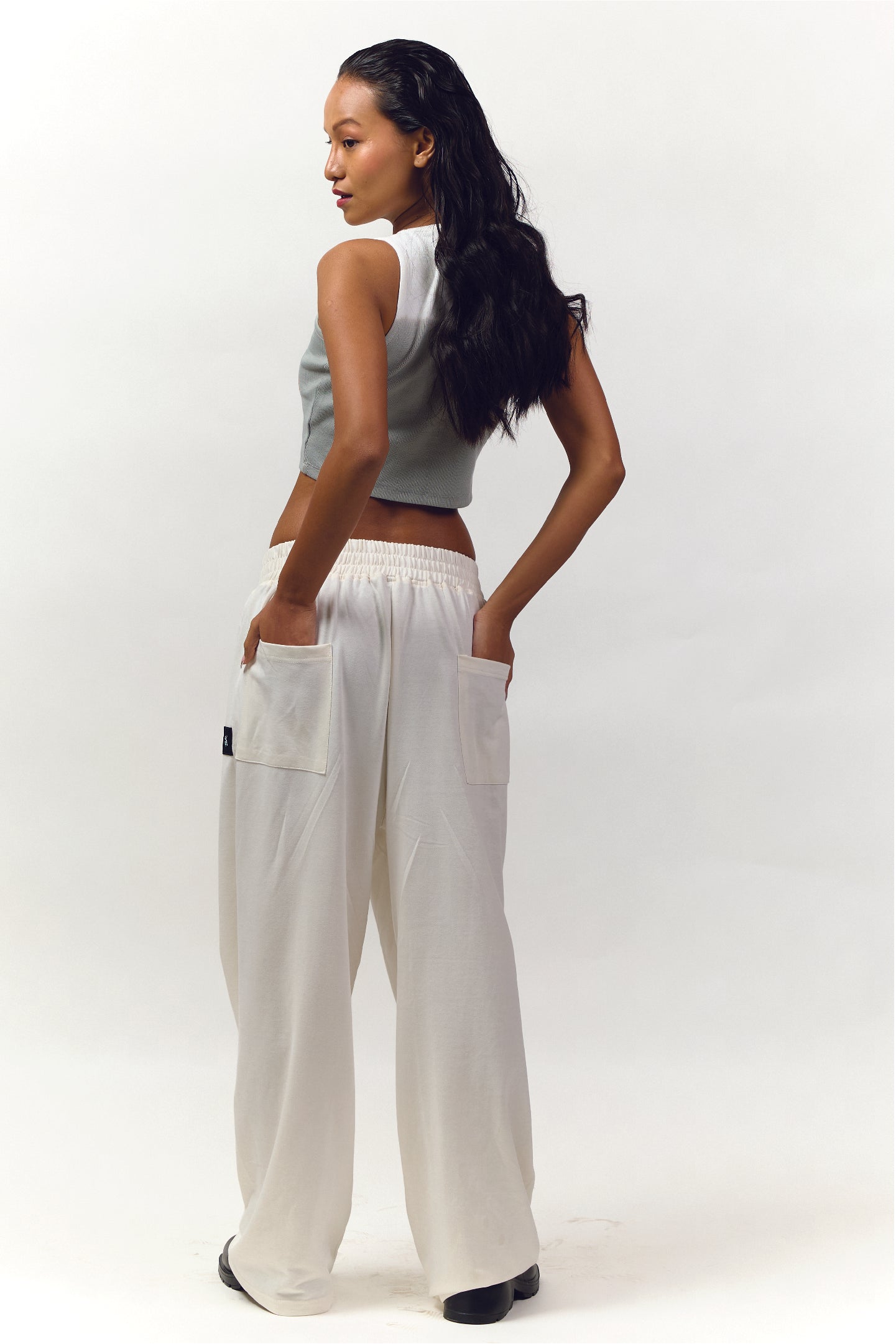No-side Seam Pants