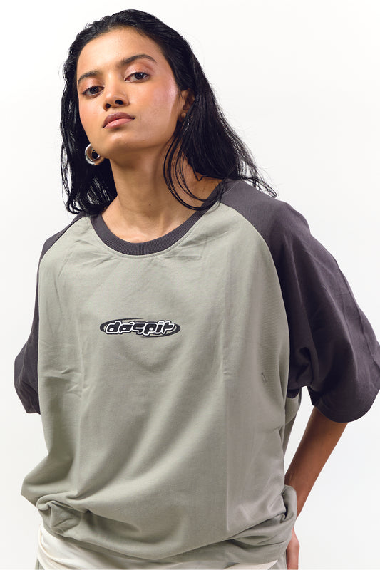 Logo Raglan Sleeve T-shirt