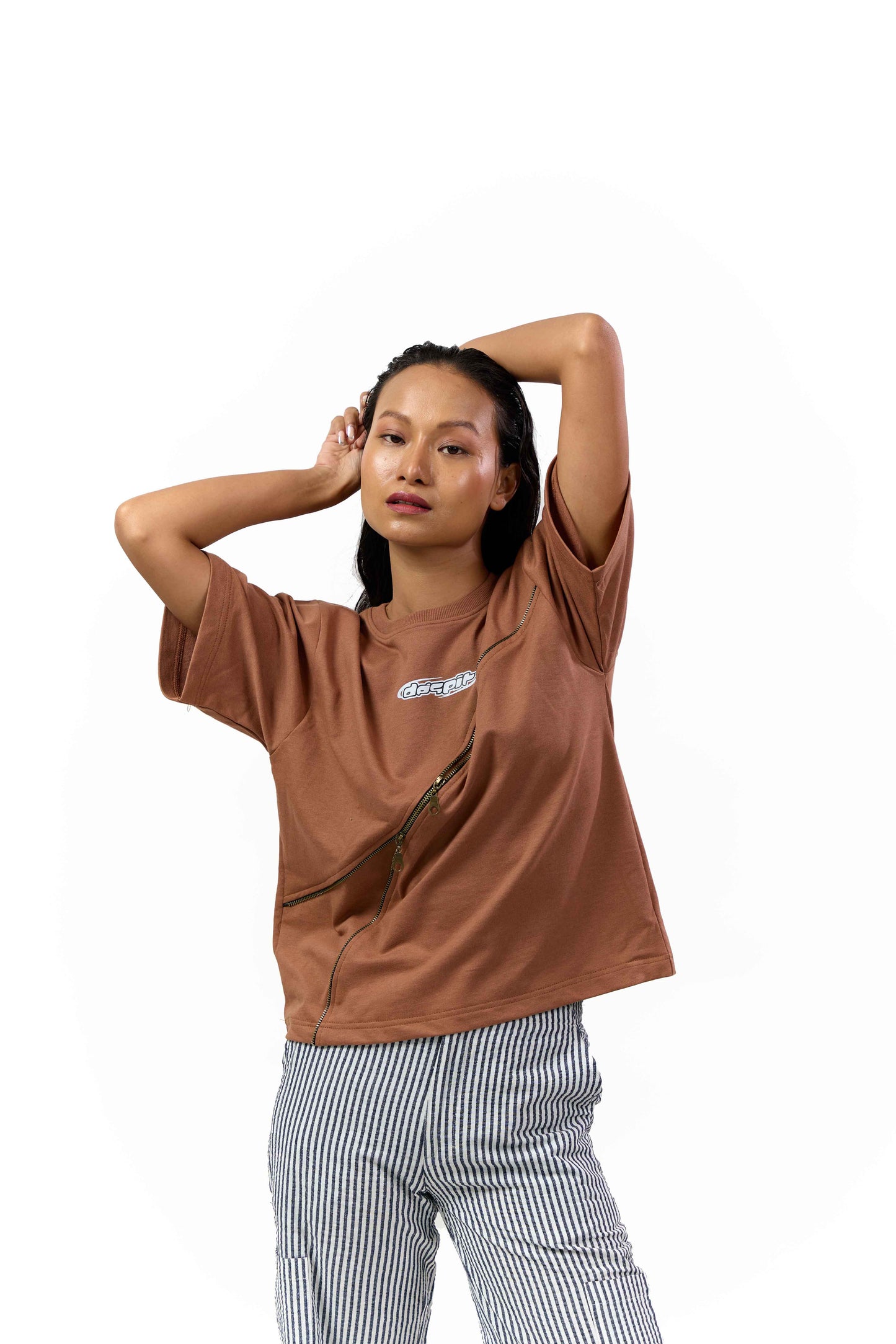 Brown zipper T-shirt