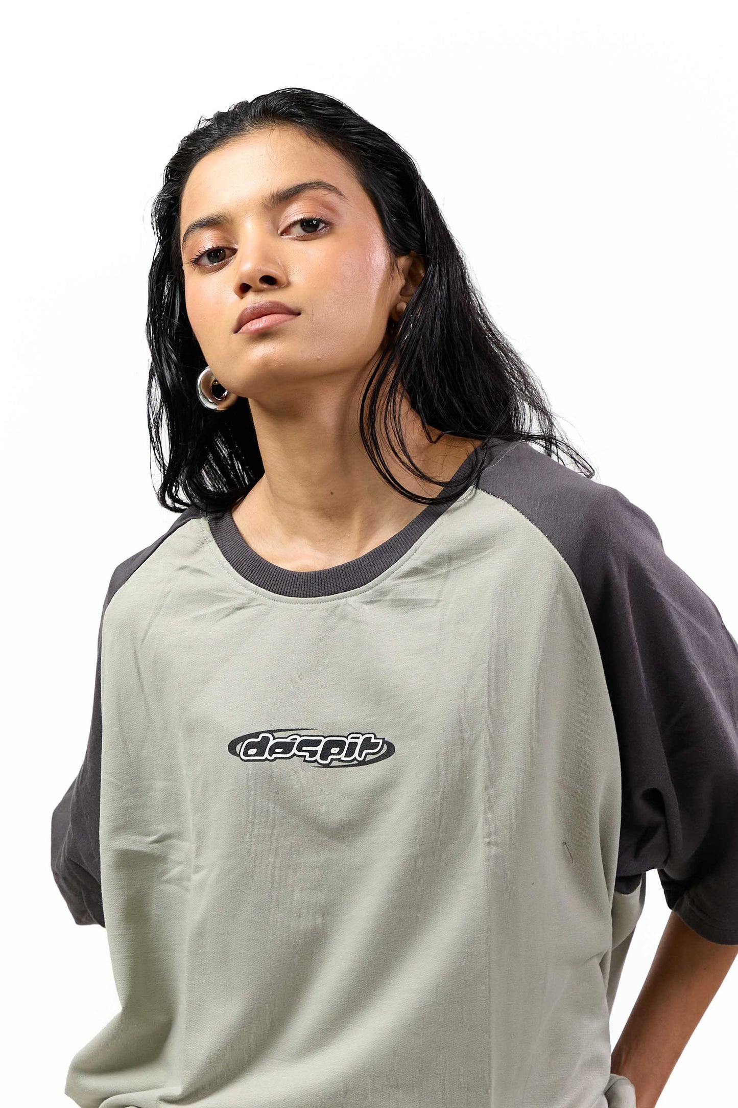 Logo Raglan Sleeve T-shirt